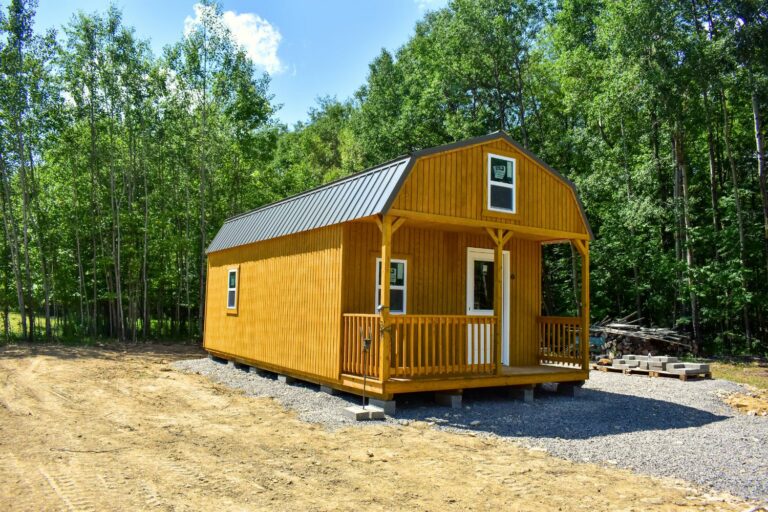 lofted barn cabin front view and loft window